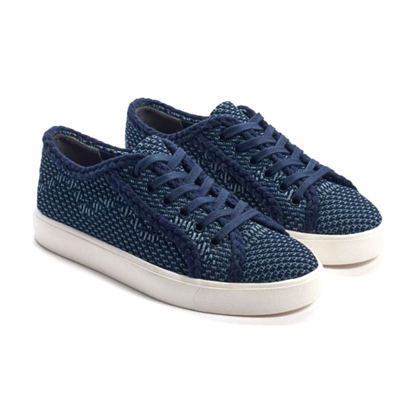 Sam Edelman ‘Elena’ Sneakers - Picture 1 of 13